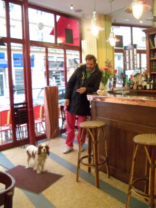 Dogs in Paris Restaurant 